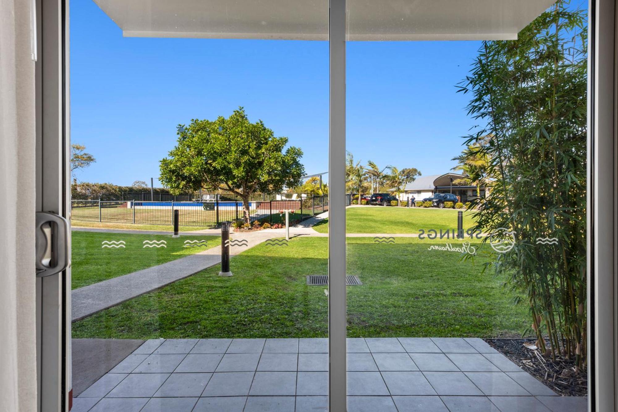 Мотель Springs Shoalhaven Новра Екстер'єр фото